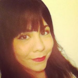 Meet your Posher, Roxanne